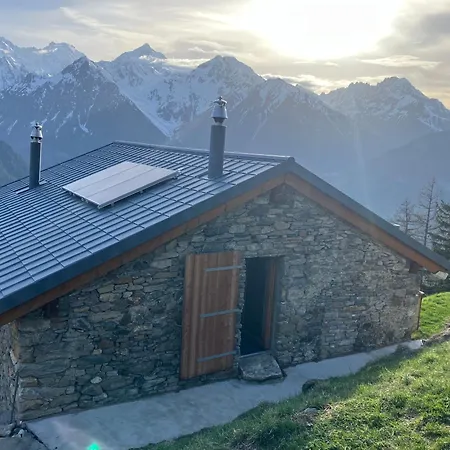 Heidi Et Peter Dans Les Alpes Chalet *